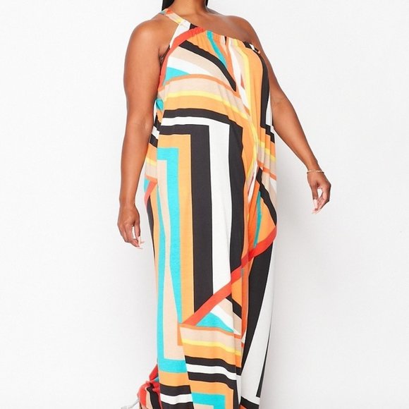 Abstract Beauty in a Jumpsuit - Picture 2 of 5